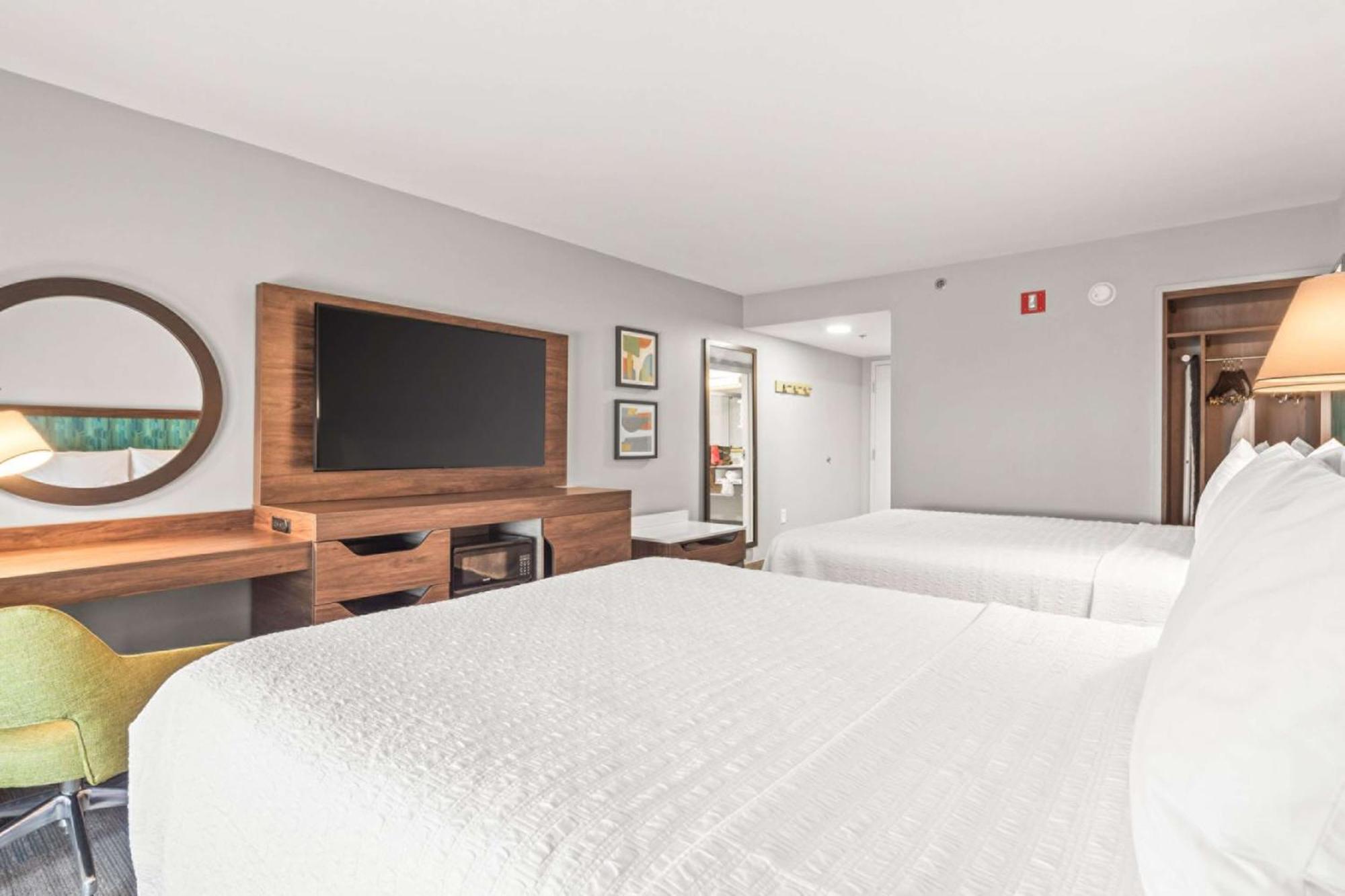 Hampton Inn Columbus-North Exterior foto