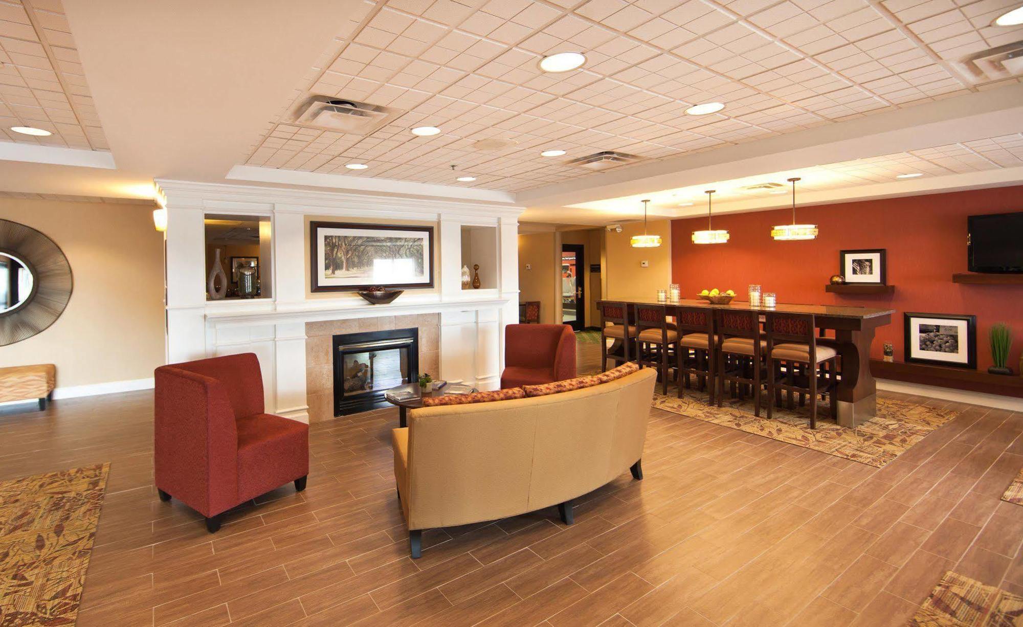 Hampton Inn Columbus-North Interior foto